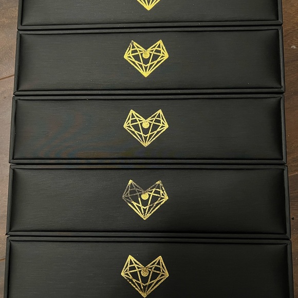 5 Bracelet/Jewelry Box (PRICE FIRM) - Picture 4 of 4